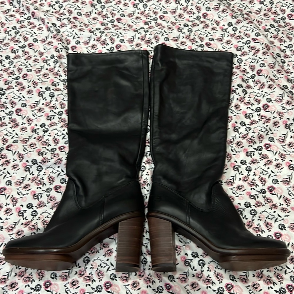 Bull Boxer Heeled Boots